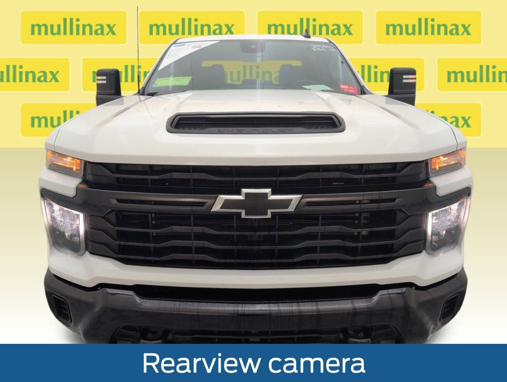 Used 2025 Chevrolet Silverado 2500 Custom w/ Custom Blackout Package image 8