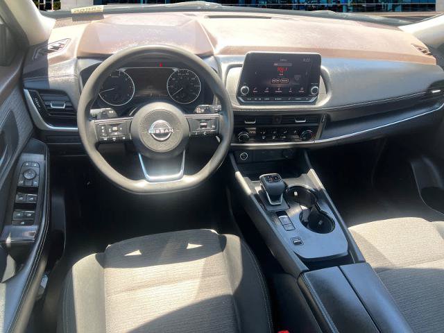 Used 2022 Nissan Rogue S FWD image 13