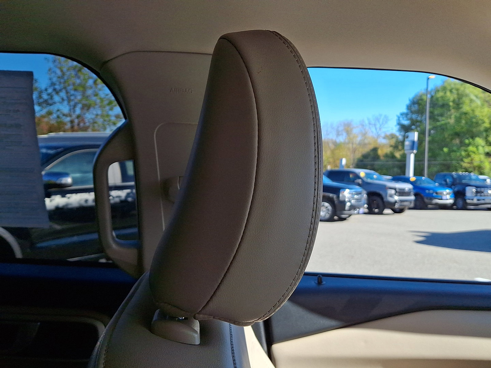 Certified 2023 Ford Explorer XLT w/ Equipment Group 202A image 13