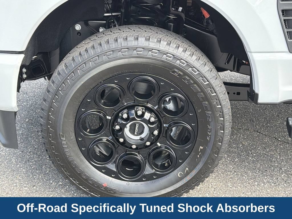 Certified 2026 Ford F350 Lariat w/ Black Appearance Package AWD/4WD image 10