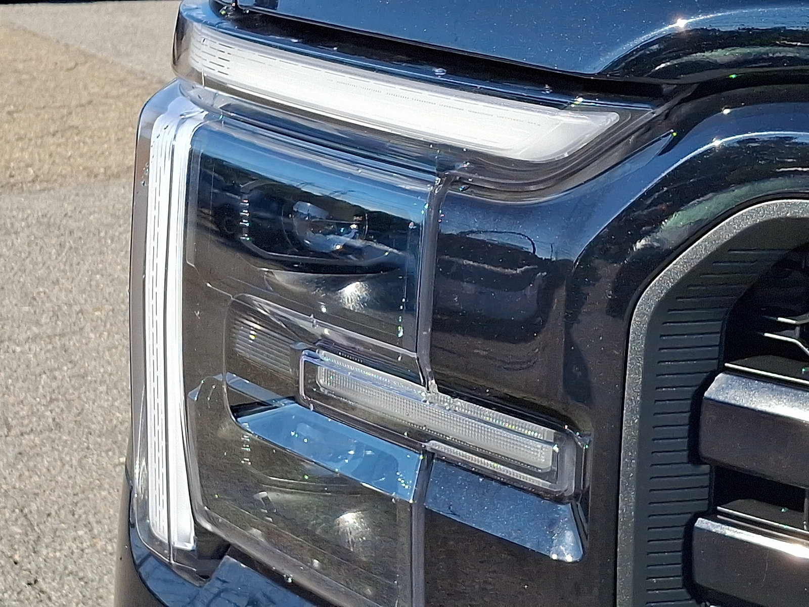 Certified 2025 Ford F150 Lariat w/ Equipment Group 502A High AWD/4WD image 9
