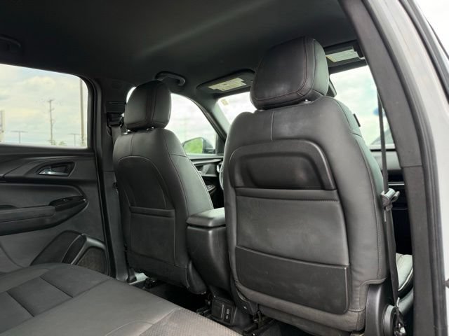 Used 2022 Chevrolet TrailBlazer RS w/ Technology Package FWD image 19
