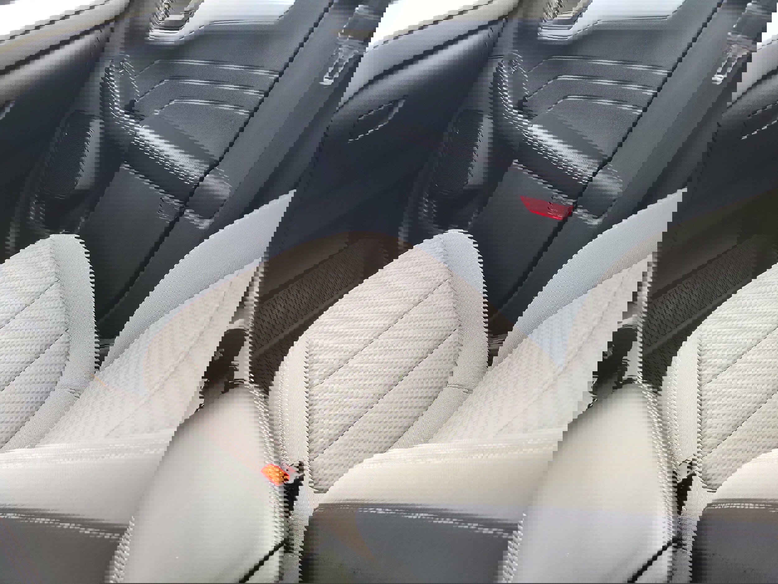 Certified 2022 Ford Escape SE w/ Convenience Package image 16