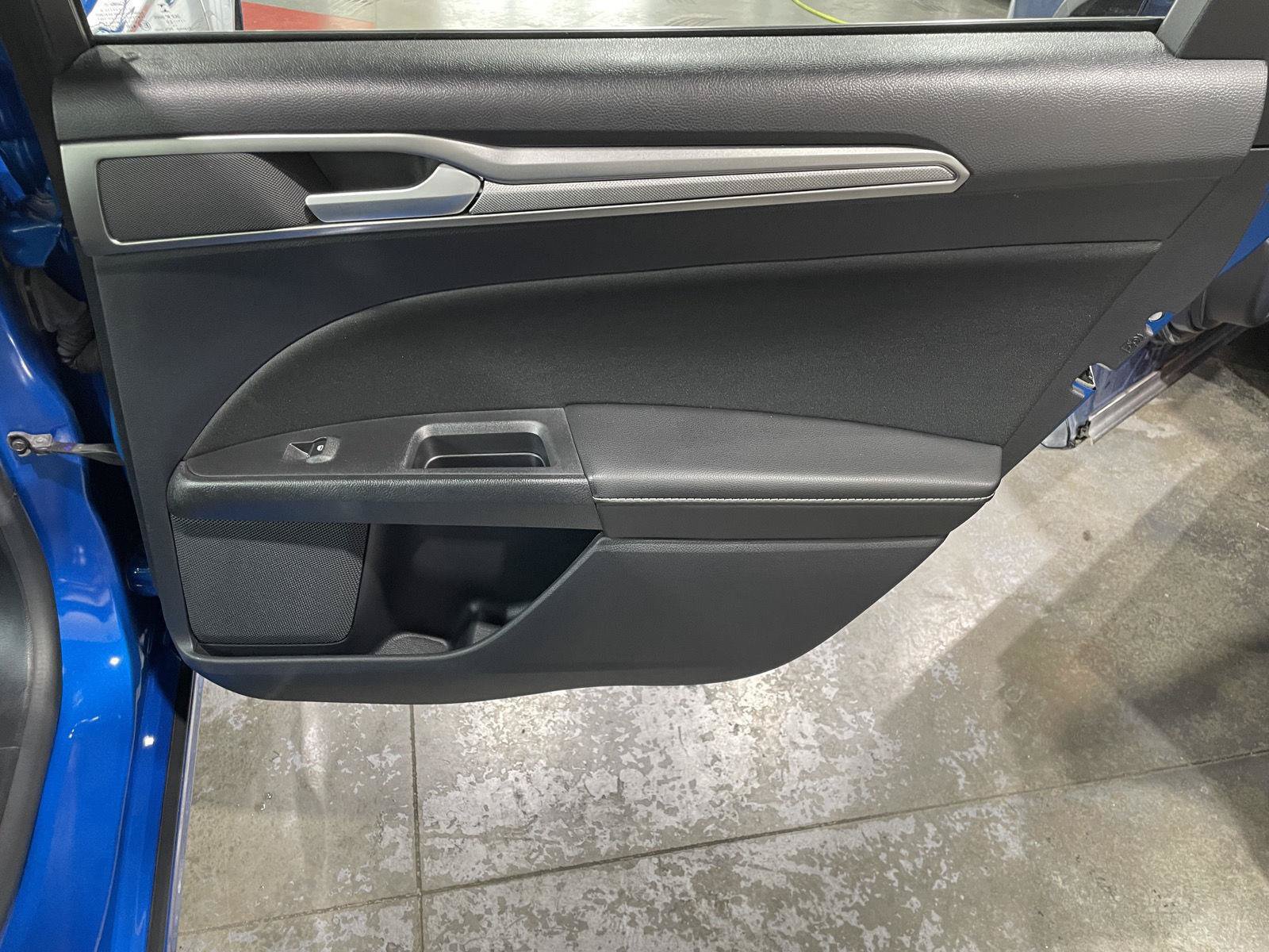 Certified 2020 Ford Fusion SE AWD/4WD image 25