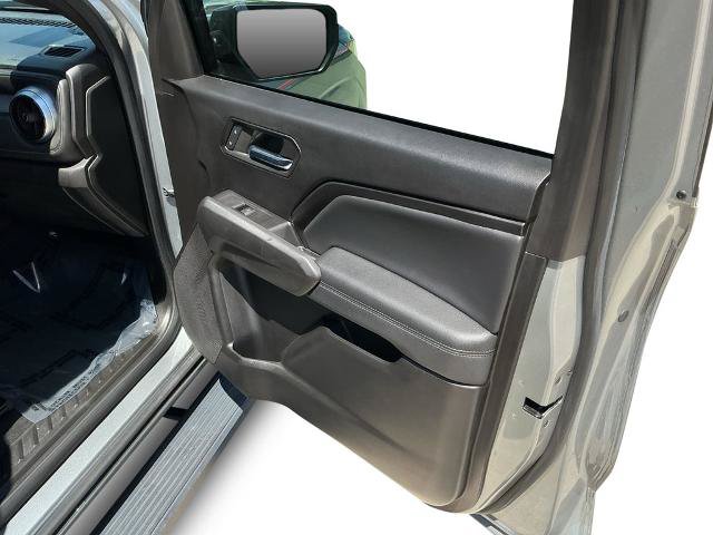 Used 2024 Chevrolet Colorado LT w/ LT Convenience Package RWD image 24