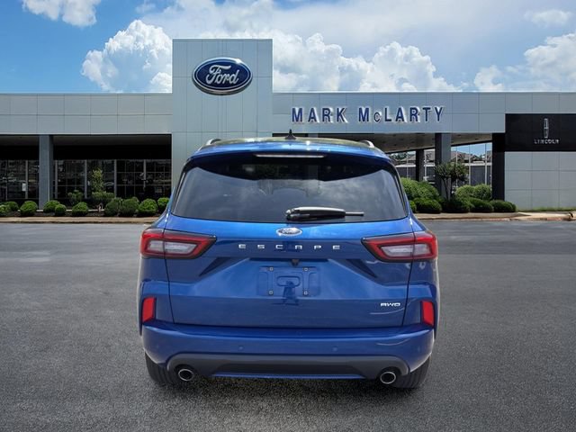 Certified 2023 Ford Escape ST-Line w/ Tech Pack #1 AWD/4WD image 4