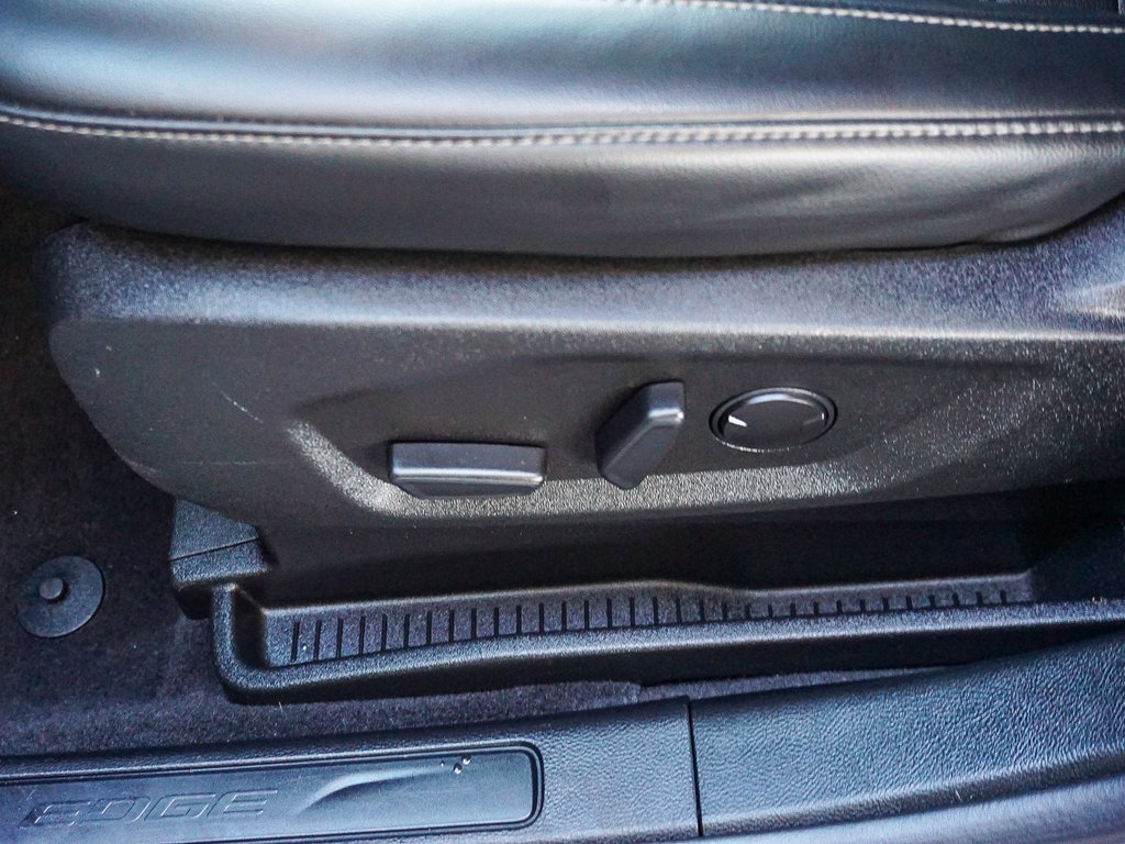 Certified 2023 Ford Edge SEL image 20