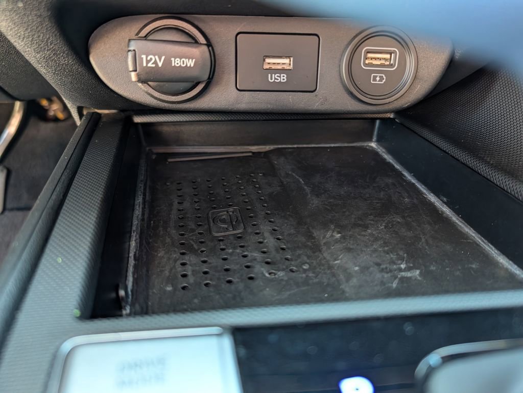 Used 2023 Hyundai Elantra SEL w/ Convenience Package image 14