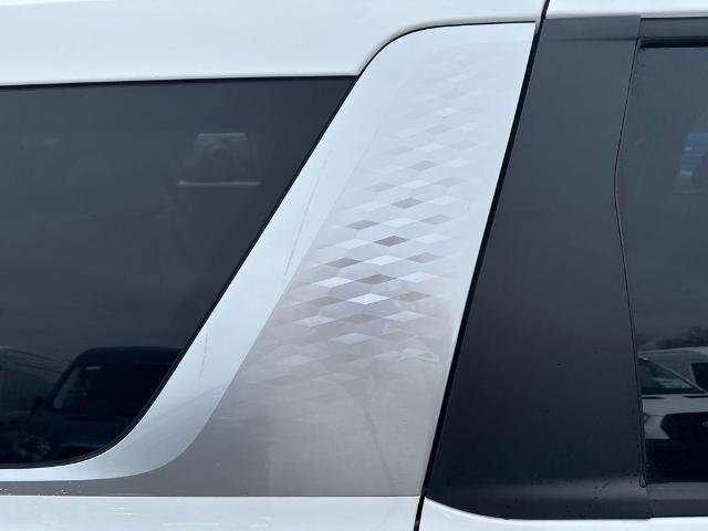 Used 2025 Kia Carnival LXS image 32