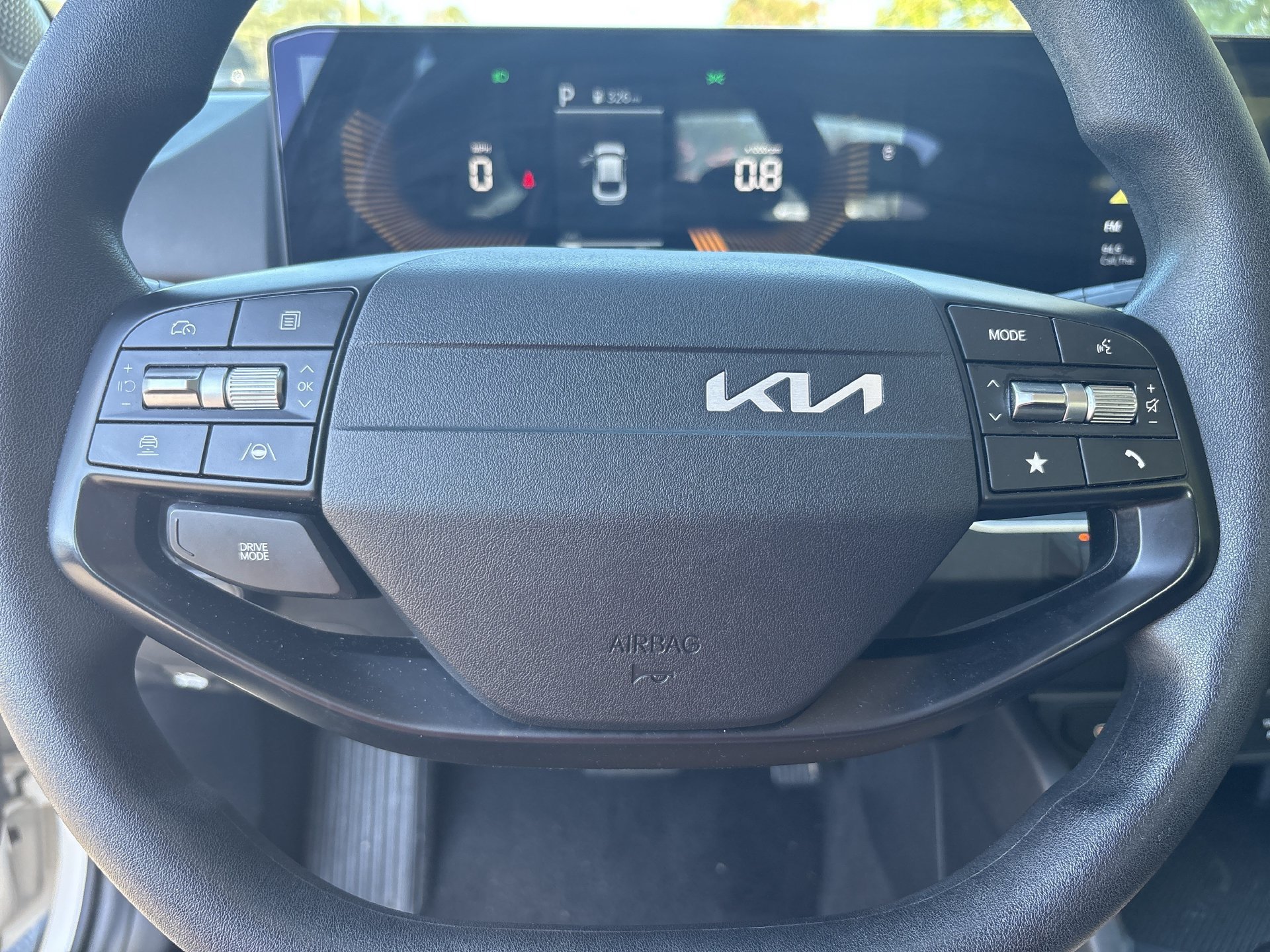 Used 2025 Kia K4 FWD image 11