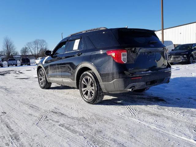 Certified 2023 Ford Explorer XLT w/ Equipment Group 202A image 3