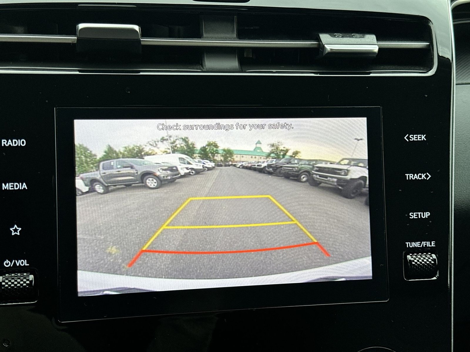 Used 2023 Hyundai Tucson SE FWD image 20