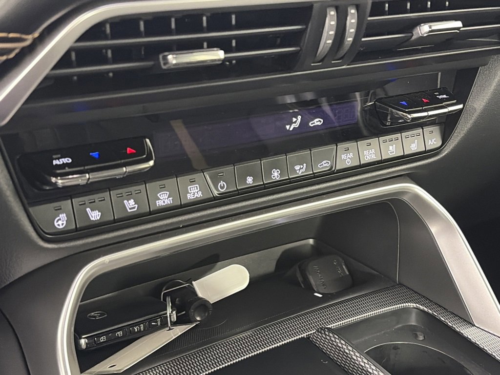 Used 2025 MAZDA CX-90 Plug-In Hybrid w/ Premium Plus image 21