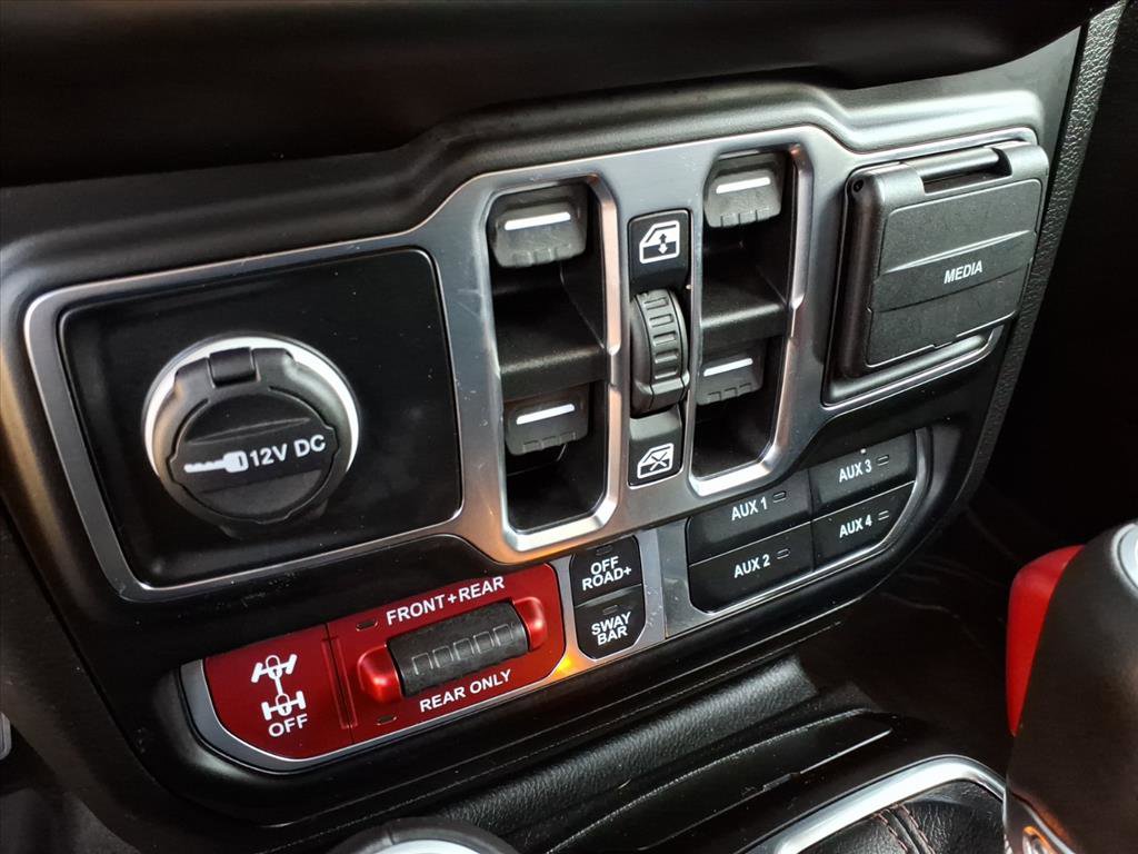 Used 2022 Jeep Wrangler Unlimited Rubicon w/ Xtreme Recon 35" Tire Package image 21