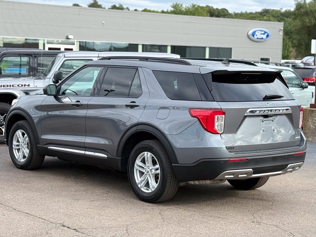 Certified 2024 Ford Explorer XLT w/ Equipment Group 202A AWD/4WD image 36