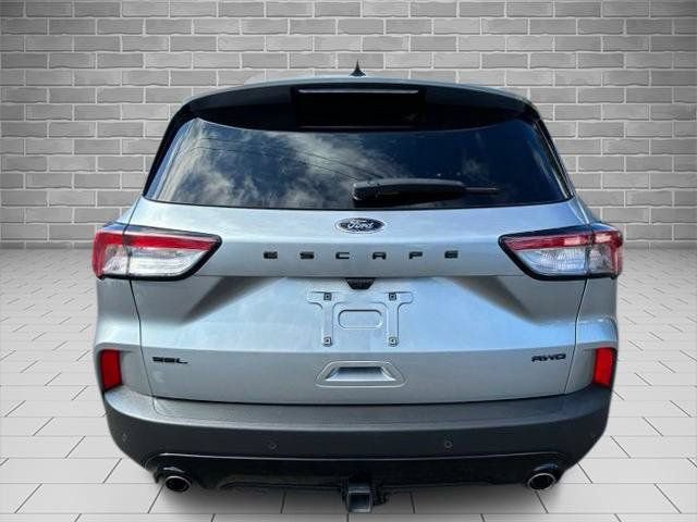 Certified 2022 Ford Escape SEL w/ SEL Stealth AWD Package image 4