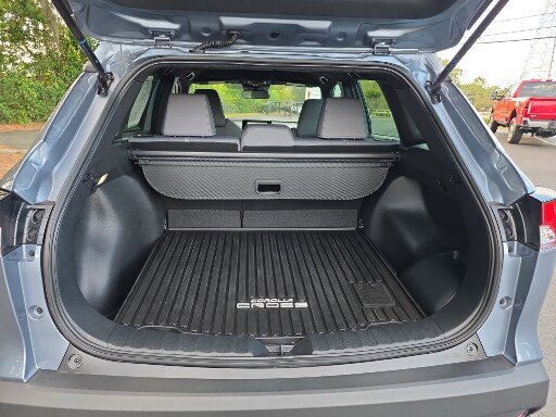 Used 2025 Toyota Corolla Cross AWD Hybrid image 3