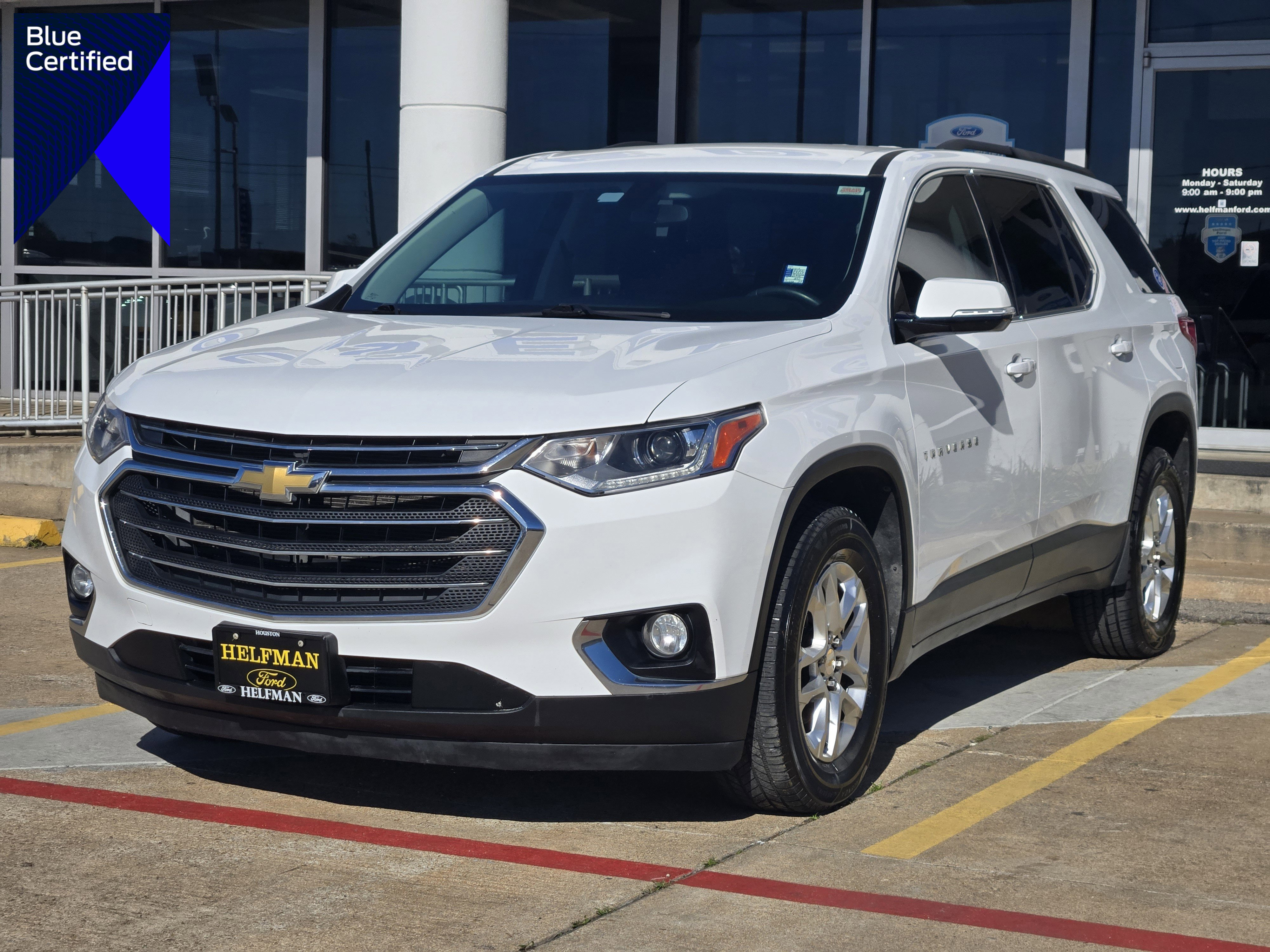 Used 2020 Chevrolet Traverse LT image 1