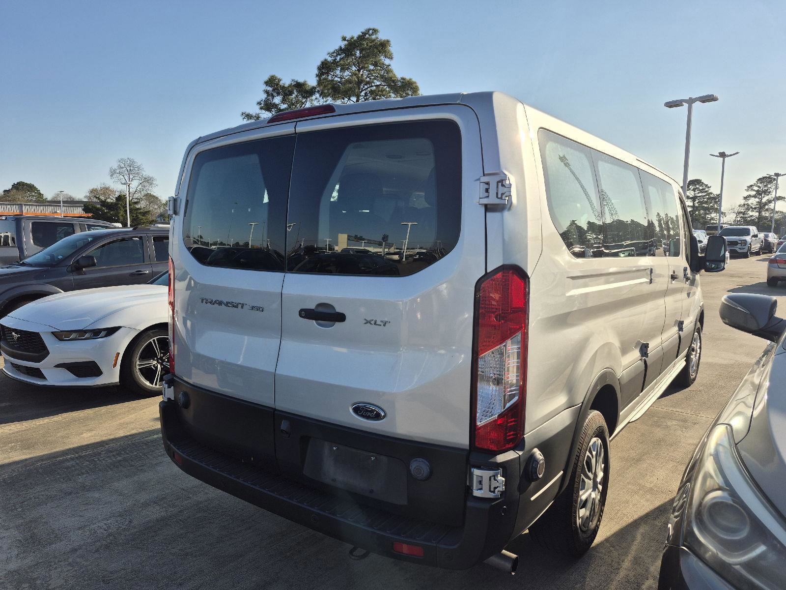 Certified 2020 Ford Transit 350 XLT image 3