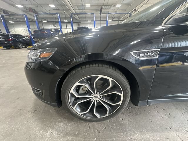 Certified 2018 Ford Taurus SHO w/ Driver Assist Package AWD/4WD image 23