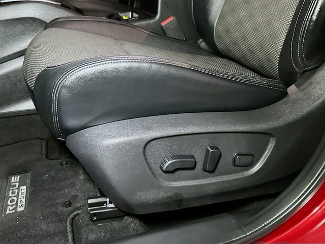 Used 2021 Nissan Rogue Sport SV w/ Technology Package image 19