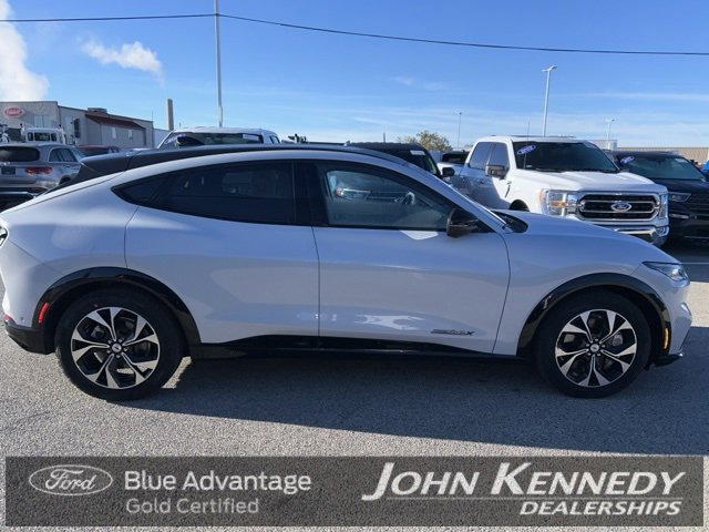 Certified 2021 Ford Mustang Mach-E Premium image 6