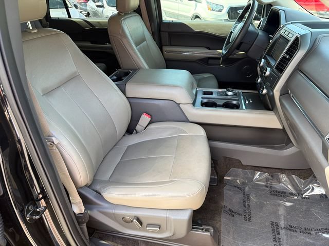 Certified 2018 Ford Expedition XLT w/ Equipment Group 202A RWD image 15