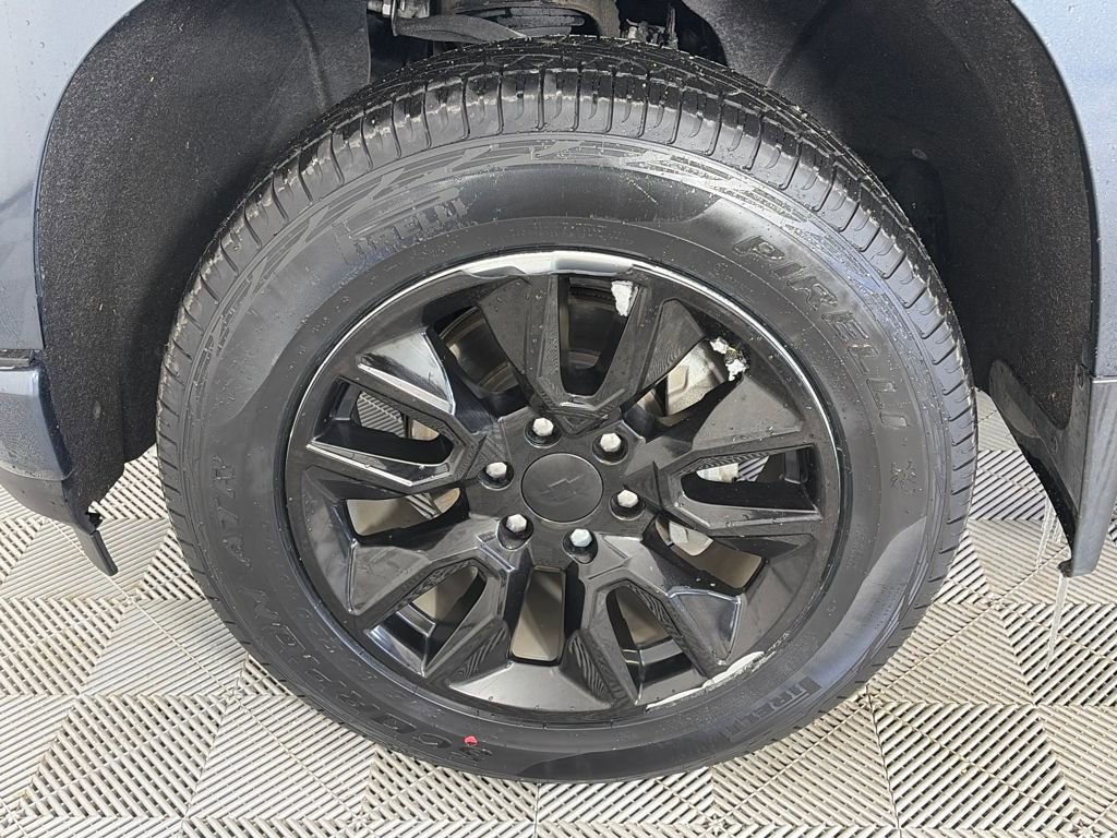 Used 2021 Chevrolet Silverado 1500 Custom w/ LPO, Dark Essentials Package image 8