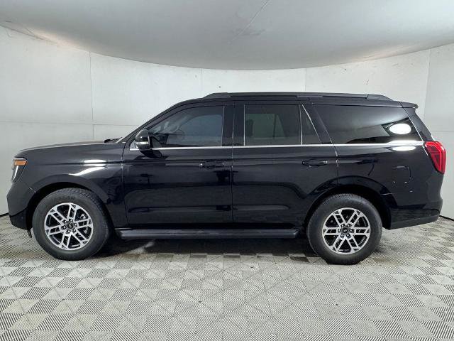 Certified 2025 Ford Expedition Active image 2