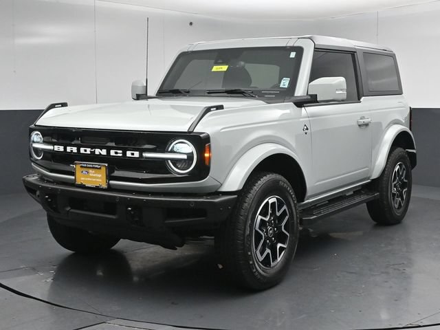 Certified 2023 Ford Bronco Outer Banks AWD/4WD image 3