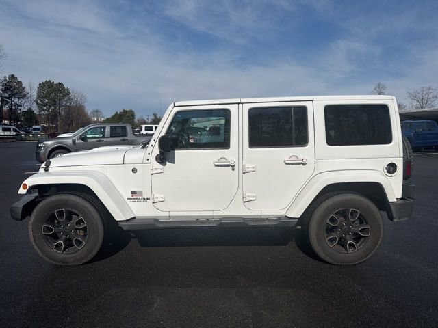Used 2018 Jeep Wrangler Unlimited Sahara image 2