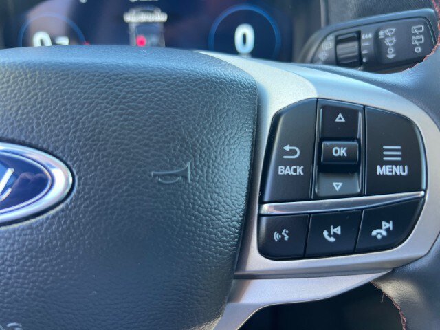Certified 2026 Ford Explorer Active AWD/4WD image 12