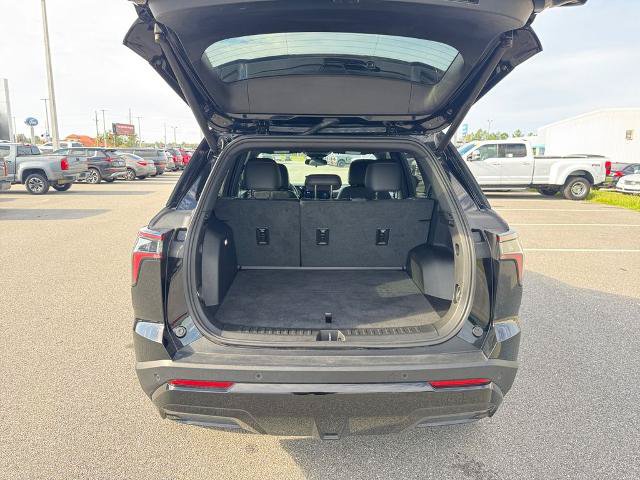 Used 2025 Chevrolet Equinox RS FWD image 18