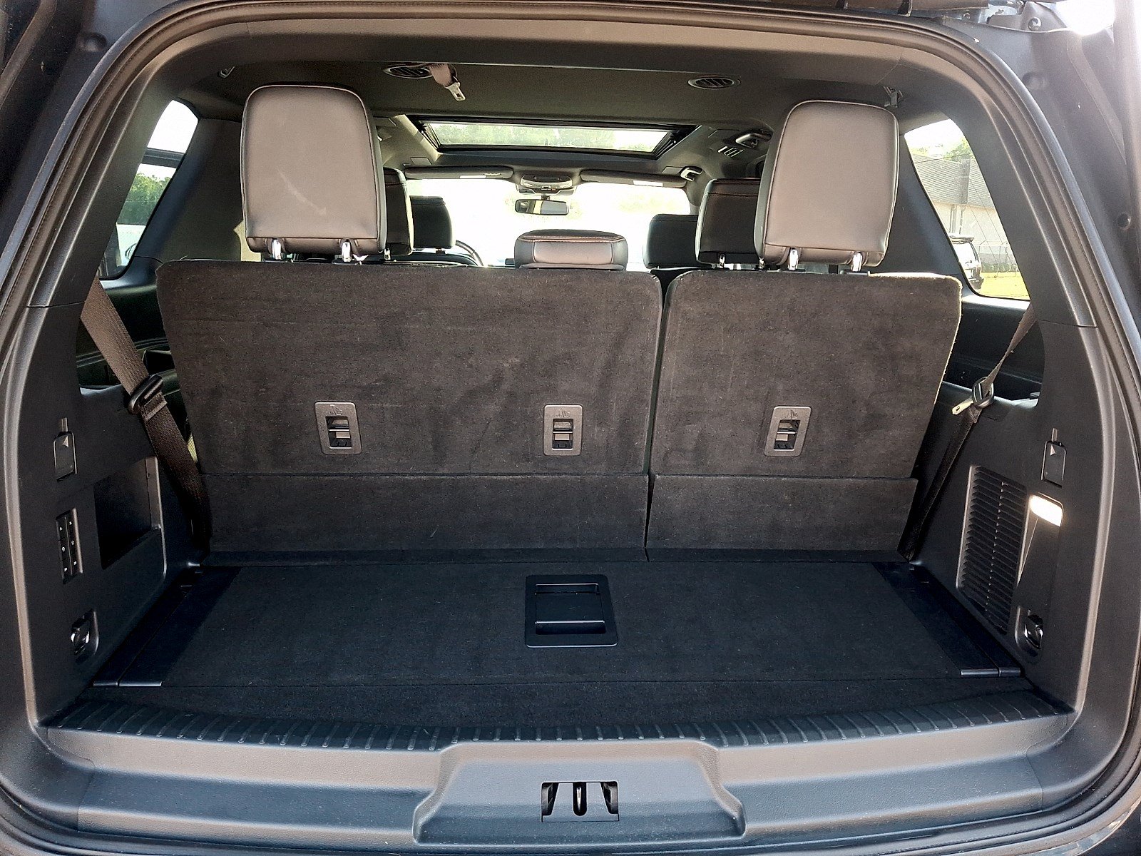 Certified 2023 Ford Expedition Platinum AWD/4WD image 28