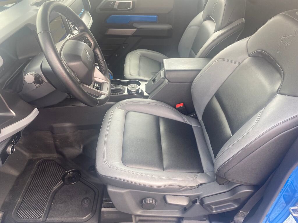 Certified 2023 Ford Bronco Black Diamond image 5