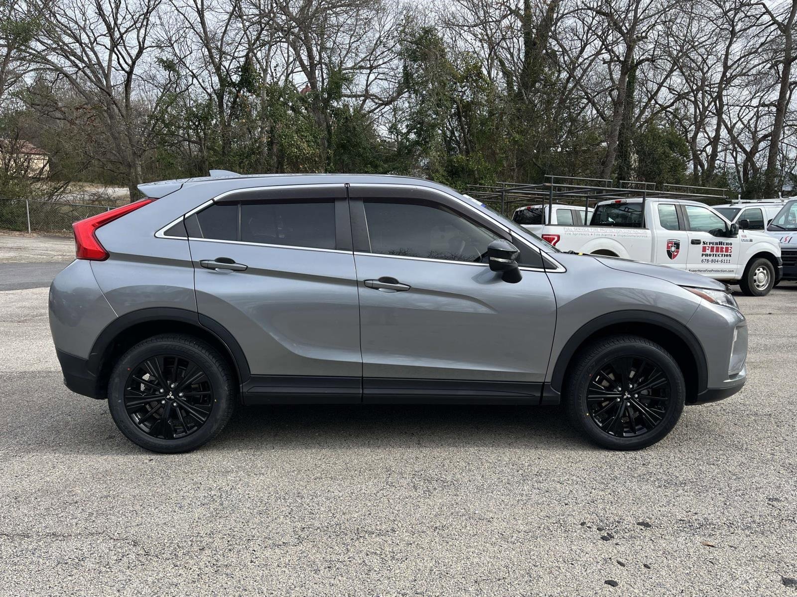 Used 2020 Mitsubishi Eclipse Cross LE image 6
