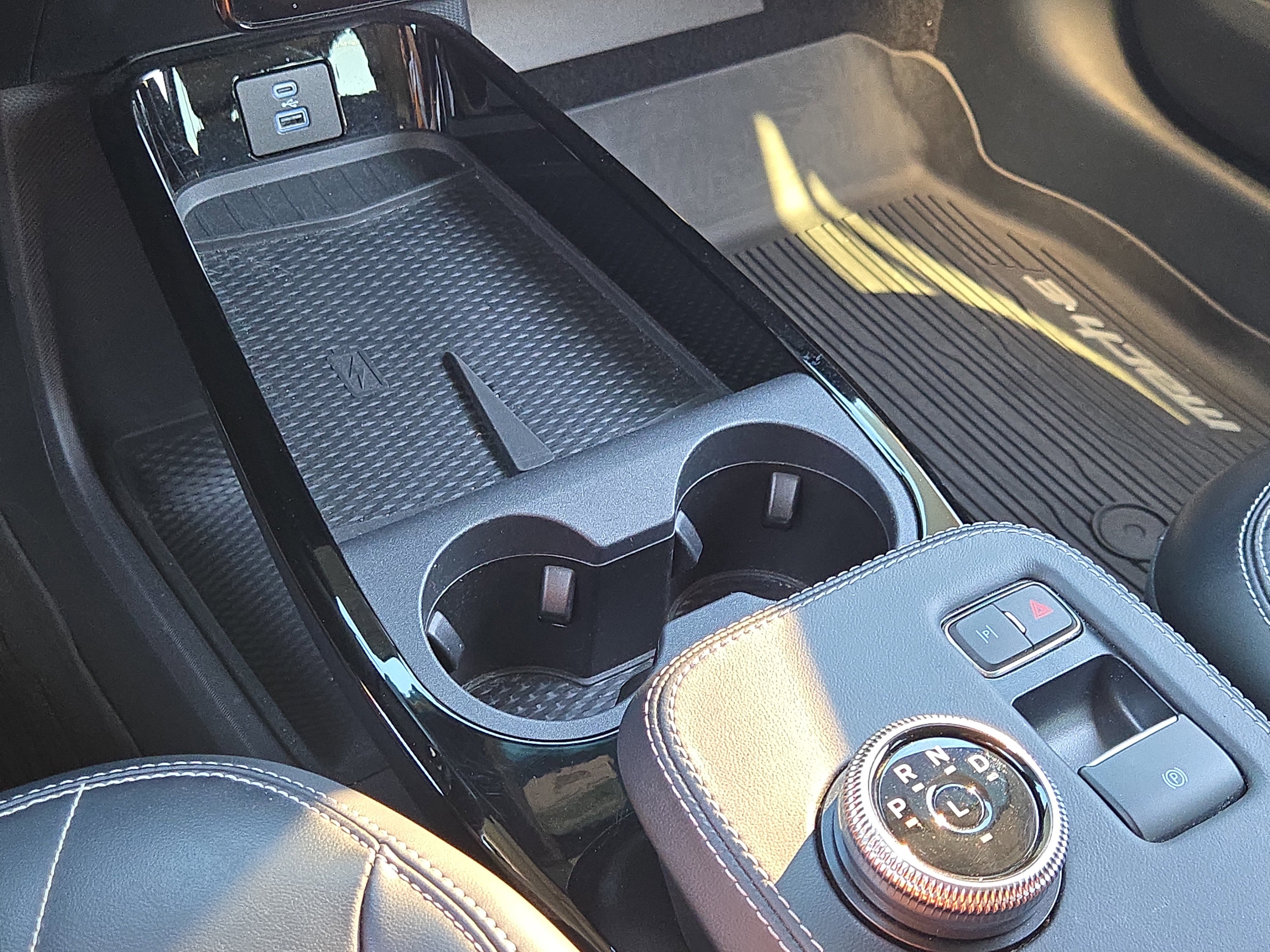 Certified 2022 Ford Mustang Mach-E Select w/ Comfort/Technology Package RWD image 29