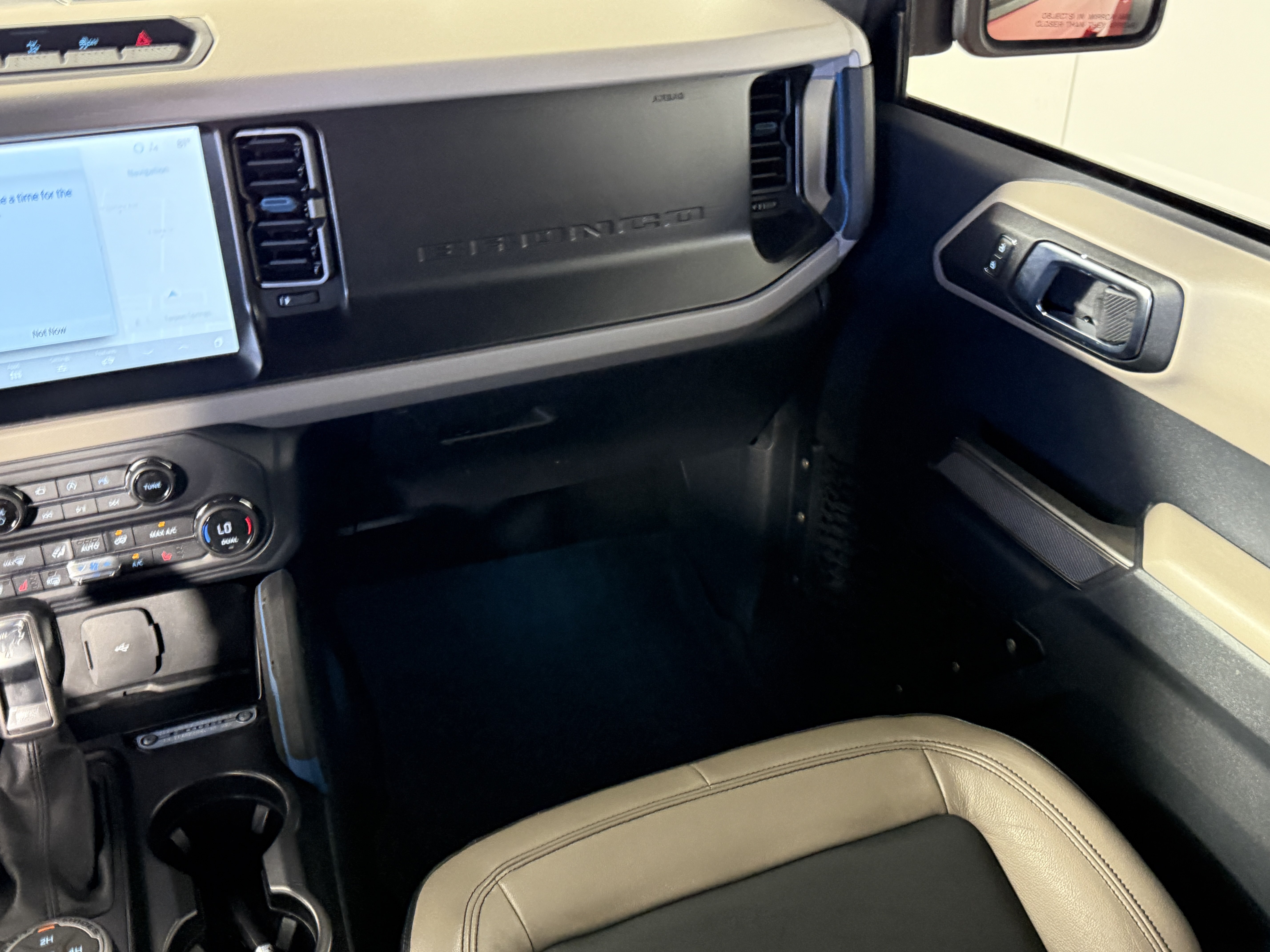 Certified 2021 Ford Bronco Wildtrak AWD/4WD image 13