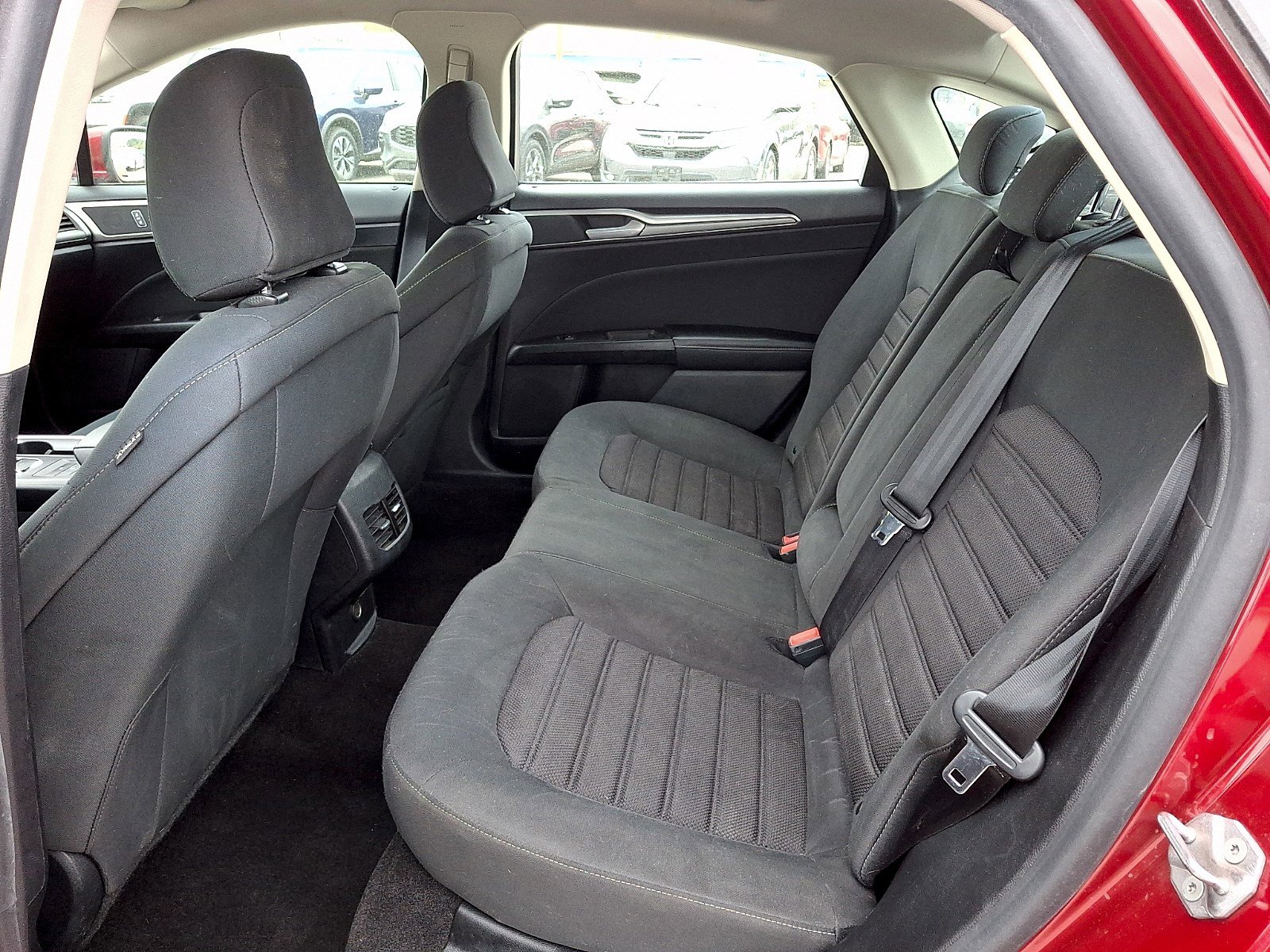 Certified 2020 Ford Fusion SE image 9