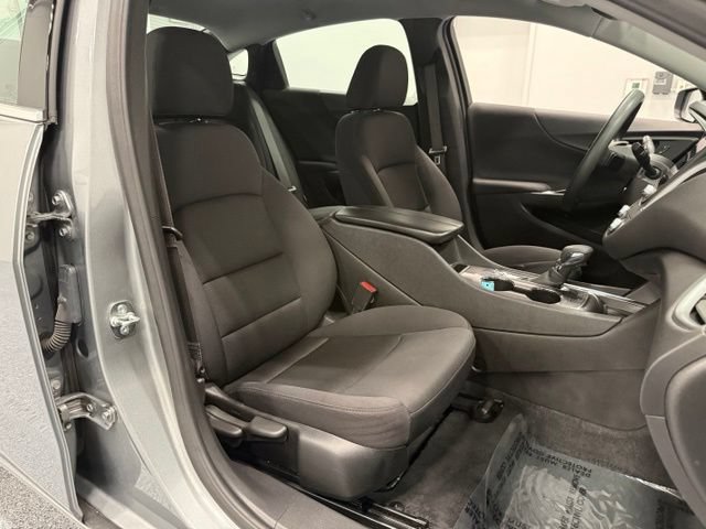 Used 2025 Chevrolet Malibu LT FWD image 38