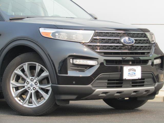 Certified 2023 Ford Explorer XLT w/ Equipment Group 202A AWD/4WD image 5