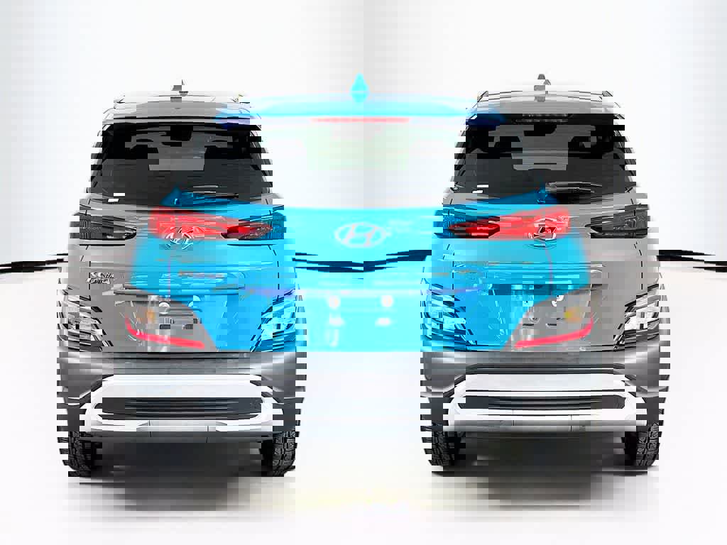 Used 2023 Hyundai Kona SE w/ Cargo Package image 4