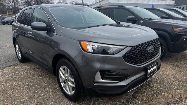 Certified 2023 Ford Edge SEL image 8