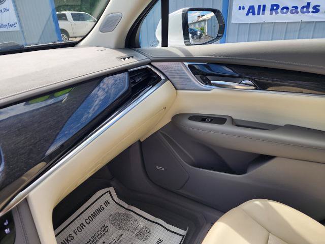 Used 2023 Cadillac XT6 Premium Luxury w/ Technology Package AWD/4WD image 16