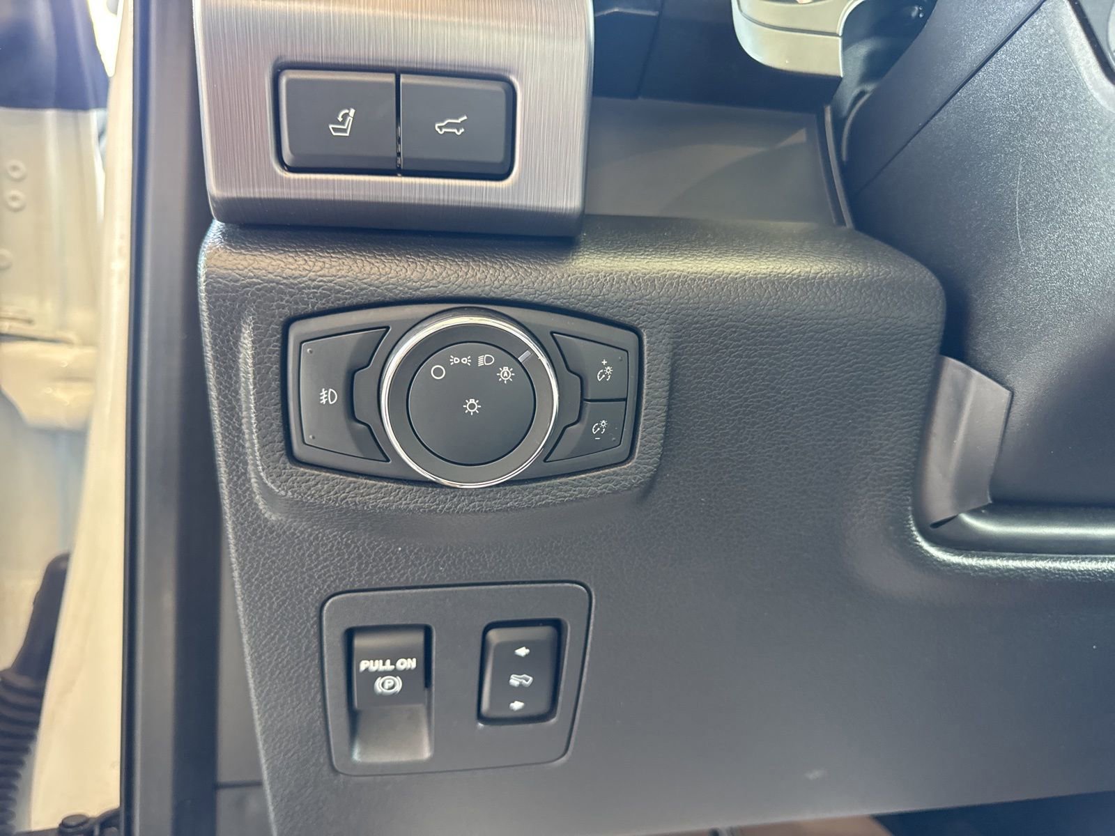 Certified 2021 Ford Expedition Platinum image 30