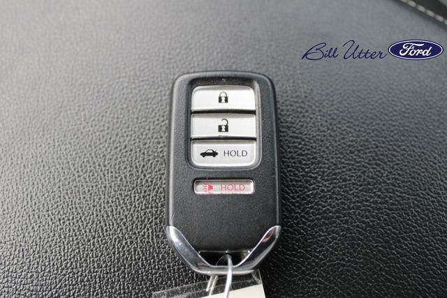 Used 2021 Honda Accord Sport image 11