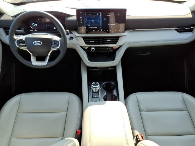 Certified 2025 Ford Explorer Active w/ Active Comfort Package AWD/4WD image 10