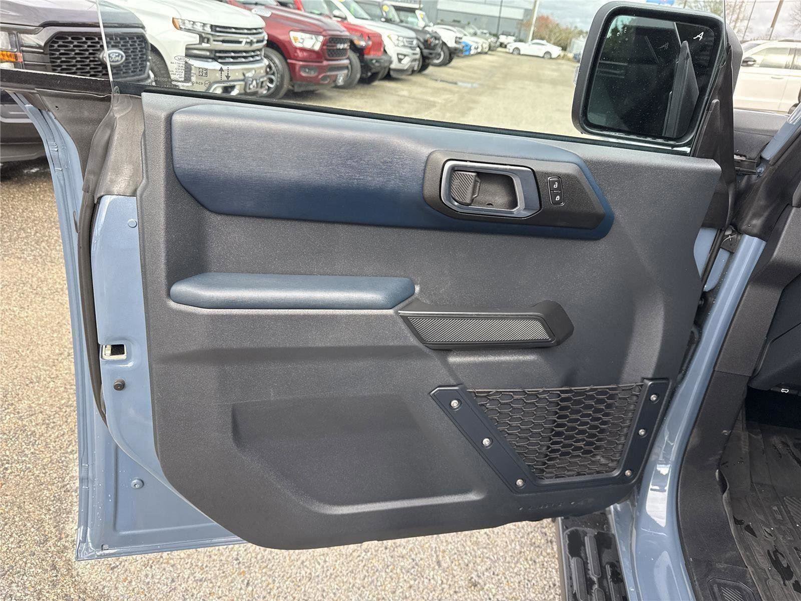 Certified 2024 Ford Bronco Outer Banks image 35