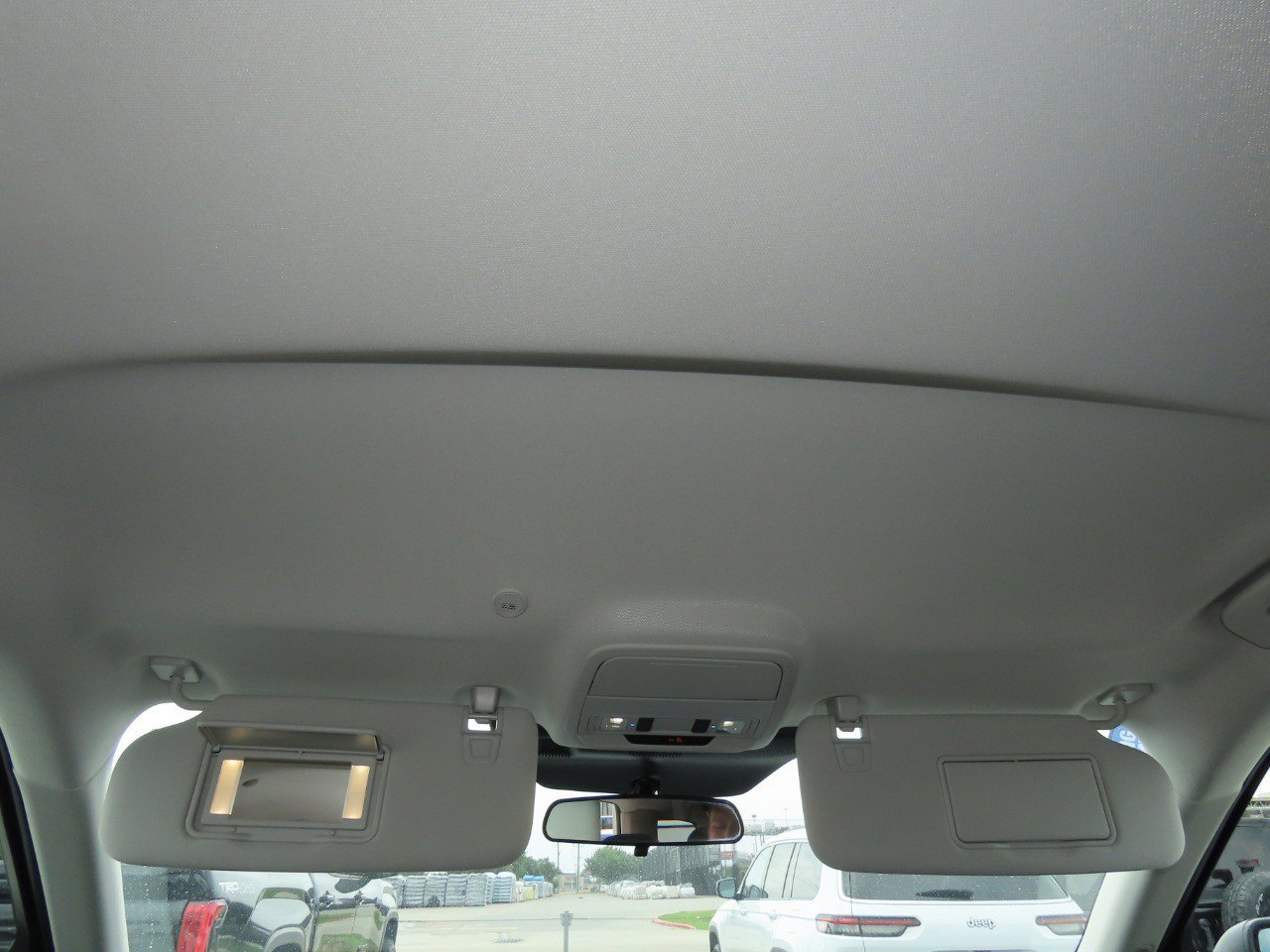 Certified 2025 Ford Explorer Active RWD image 24