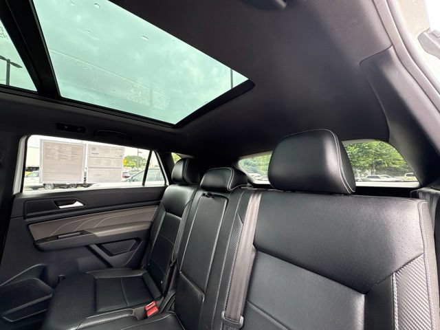 Used 2022 Volkswagen Atlas Cross Sport SEL AWD/4WD image 29